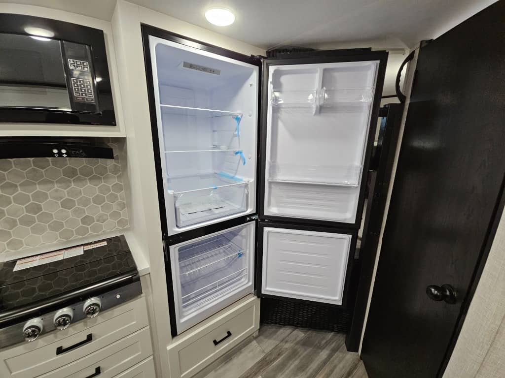 2025 Jayco 2025 Jayco Jay Feather - thumbnail 28