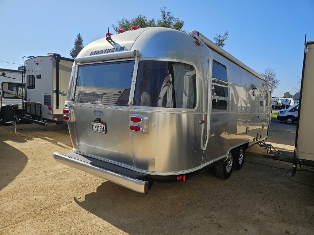 2019 Airstream 2019 Airstream Flying Cloud - thumbnail 2