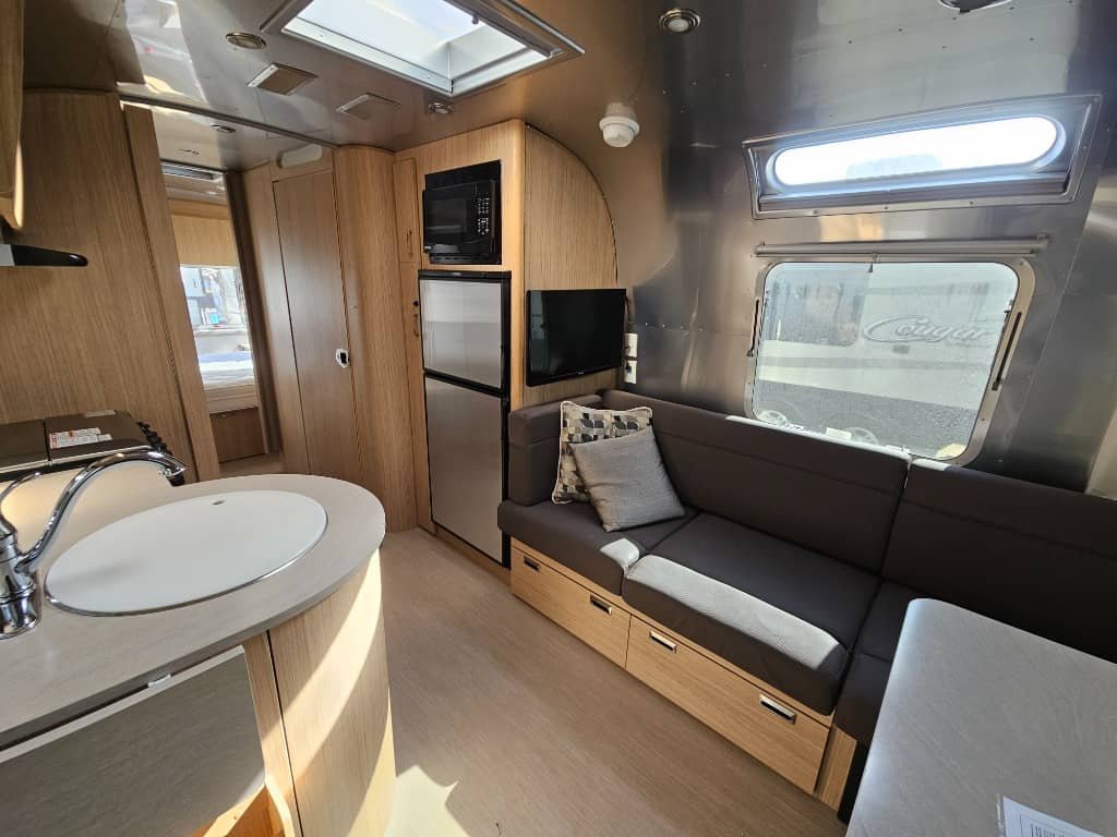 2019 Airstream 2019 Airstream Flying Cloud - thumbnail 7