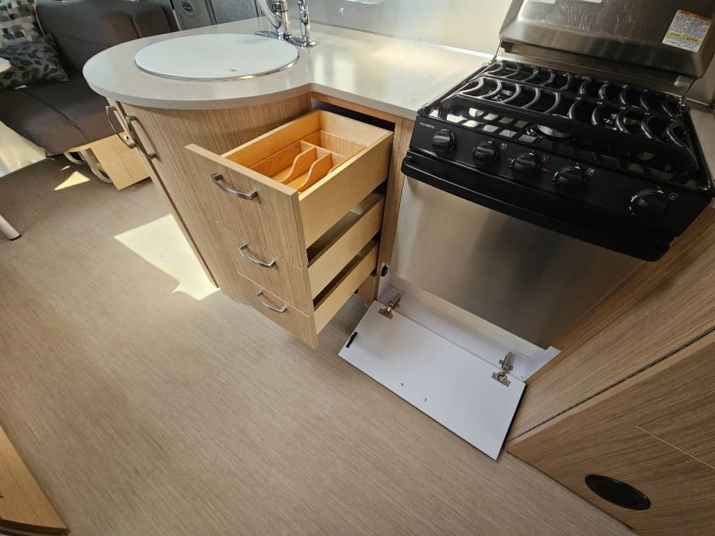 2019 Airstream 2019 Airstream Flying Cloud - thumbnail 24