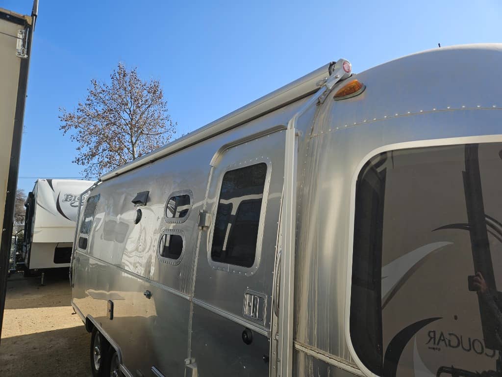 2019 Airstream 2019 Airstream Flying Cloud - thumbnail 41
