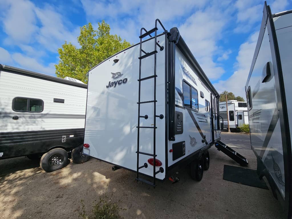 2026 Jayco 2026 Jayco Jay Feather - thumbnail 3