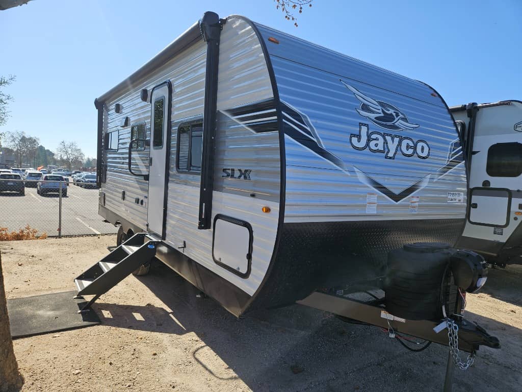 2026 Jayco 2026 Jayco Jay Flight SLX - thumbnail 3