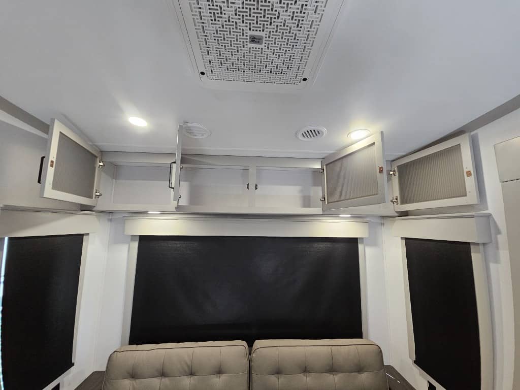 2025 Keystone RV 2025 Keystone RV Montana High Country - thumbnail 16