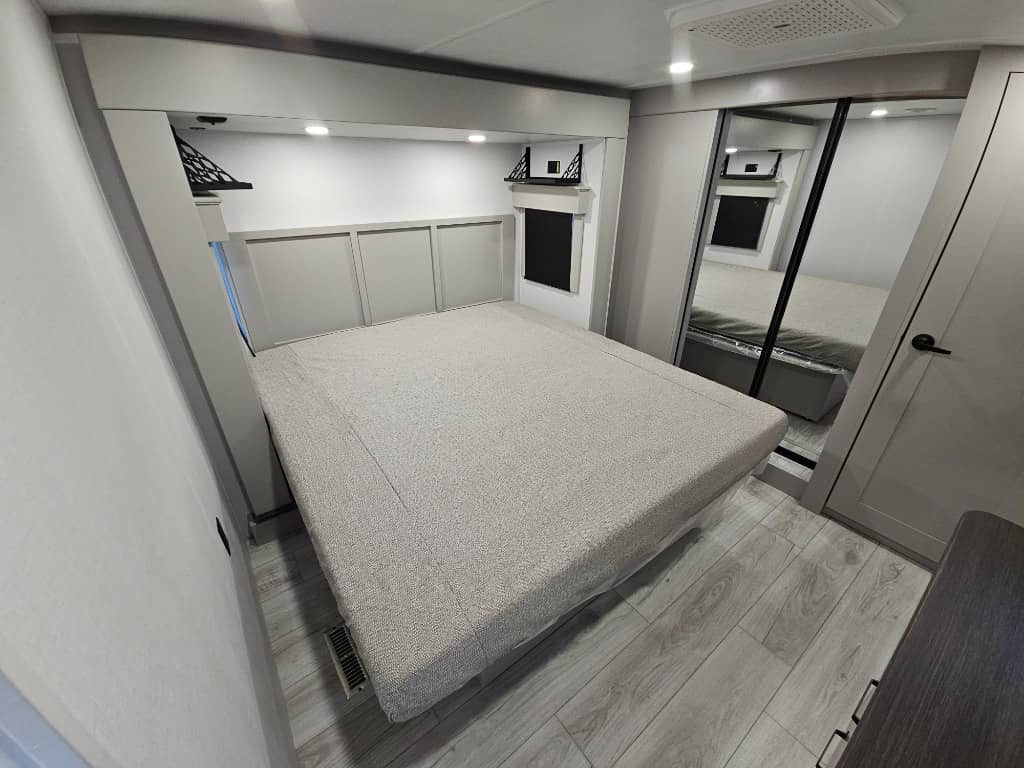 2025 Keystone RV 2025 Keystone RV Montana High Country - thumbnail 41