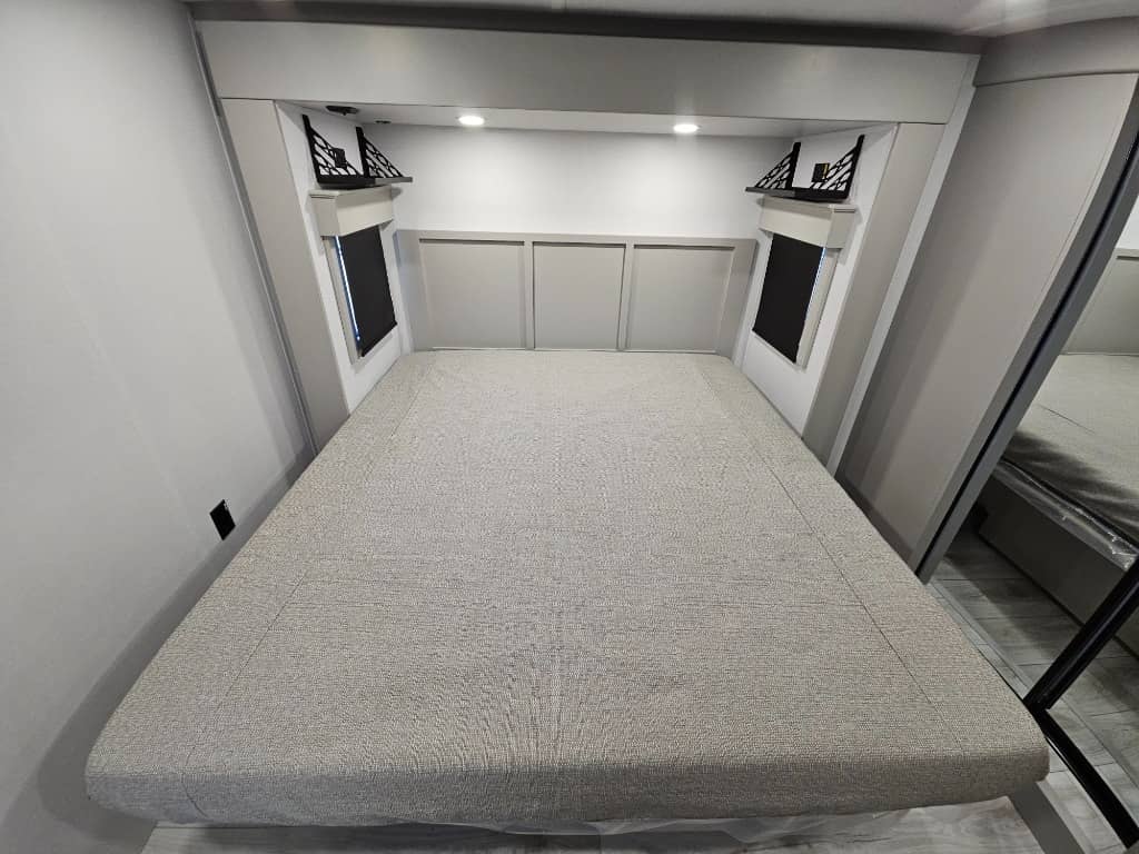 2025 Keystone RV 2025 Keystone RV Montana High Country - thumbnail 42