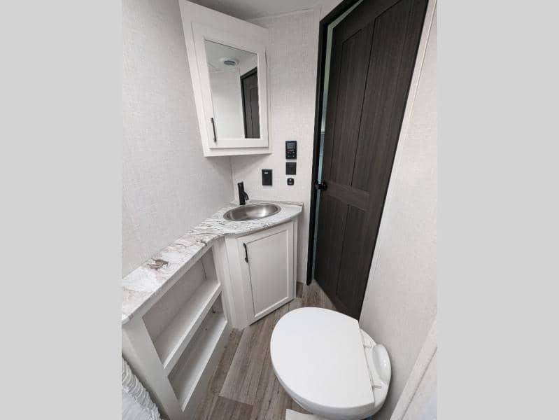 2025 Venture RV 2025 Venture RV Stratus - thumbnail 5