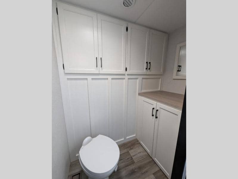 2025 Venture RV 2025 Venture RV SportTrek Touring Edition - thumbnail 10