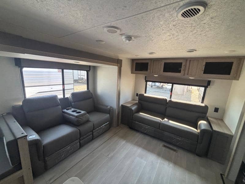 2025 KZ RV 2025 KZ RV Sportsmen - thumbnail 3