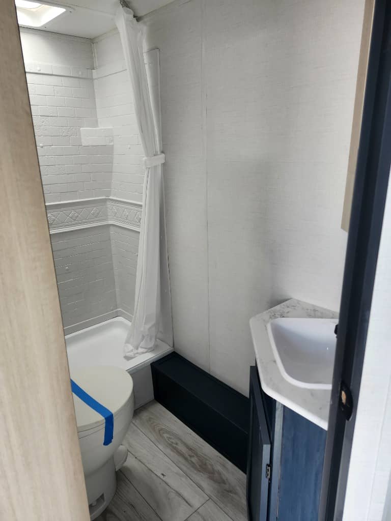 2025 Prime Time RV 2025 Prime Time RV Avenger - thumbnail 11