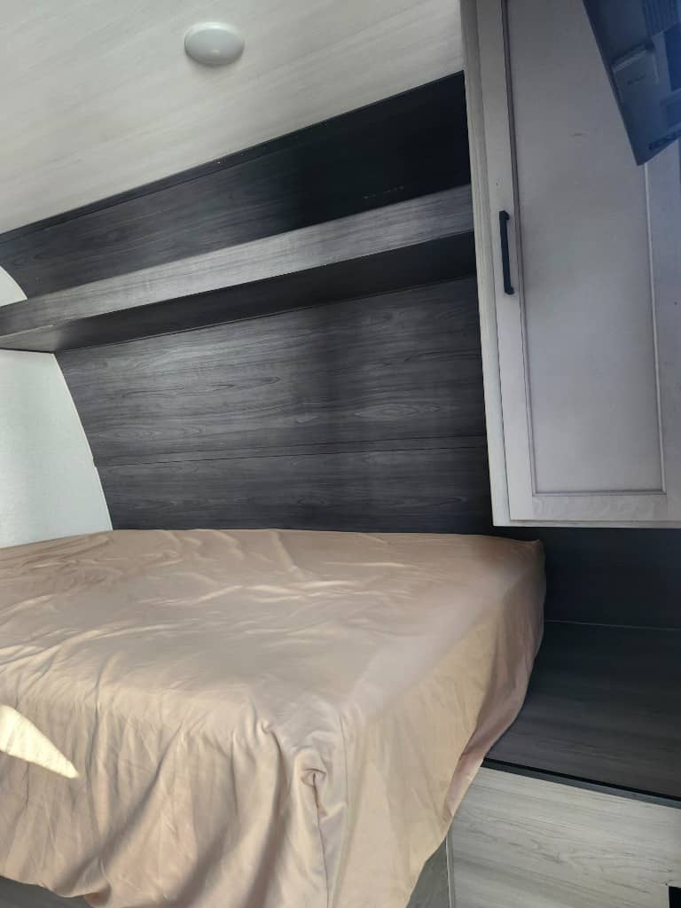 2024 Keystone RV 2024 Keystone RV Hideout Sport Single Axle - thumbnail 9