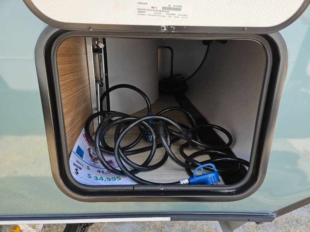 2026 Keystone RV 2026 Keystone RV Reign - thumbnail 10