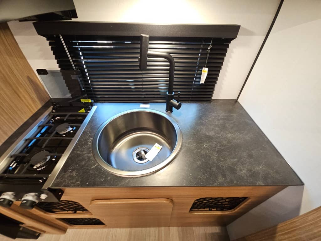 2026 Keystone RV 2026 Keystone RV Reign - thumbnail 28