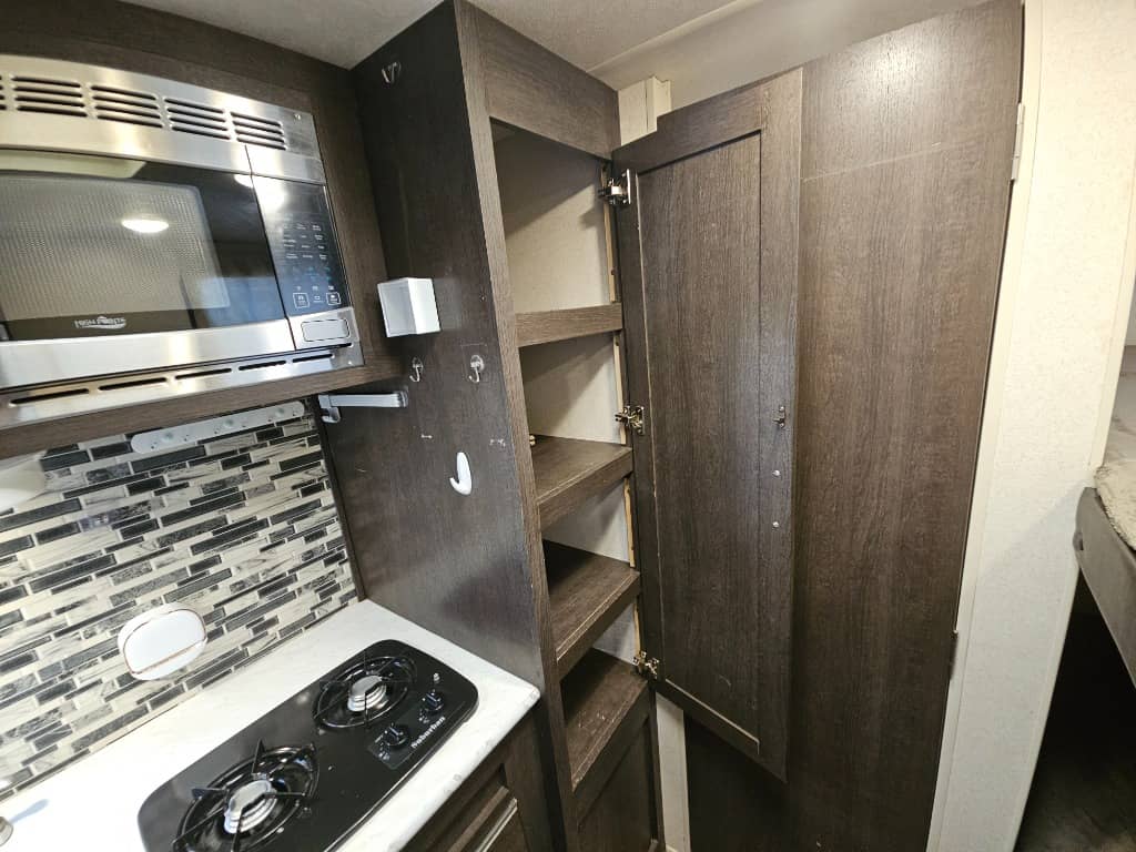 2018 Forest River 2018 Forest River Wildwood FSX - thumbnail 17