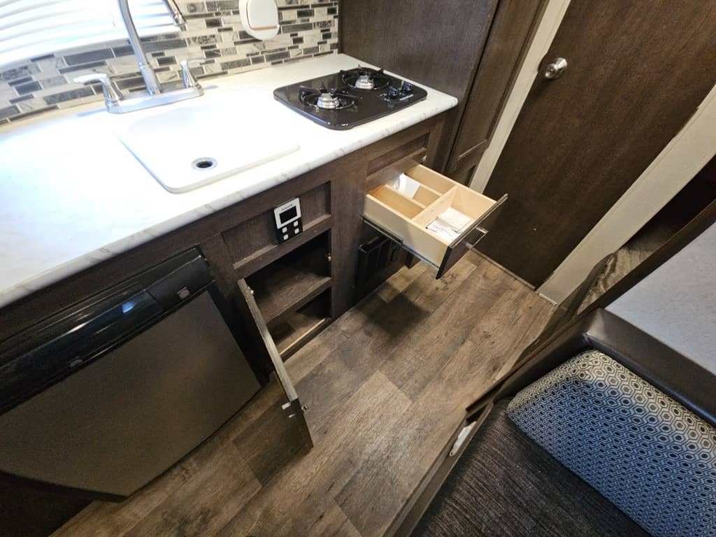 2018 Forest River 2018 Forest River Wildwood FSX - thumbnail 22