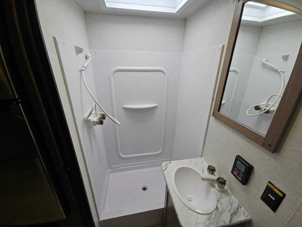 2025 Keystone RV 2025 Keystone RV Springdale Classic Mini - thumbnail 23