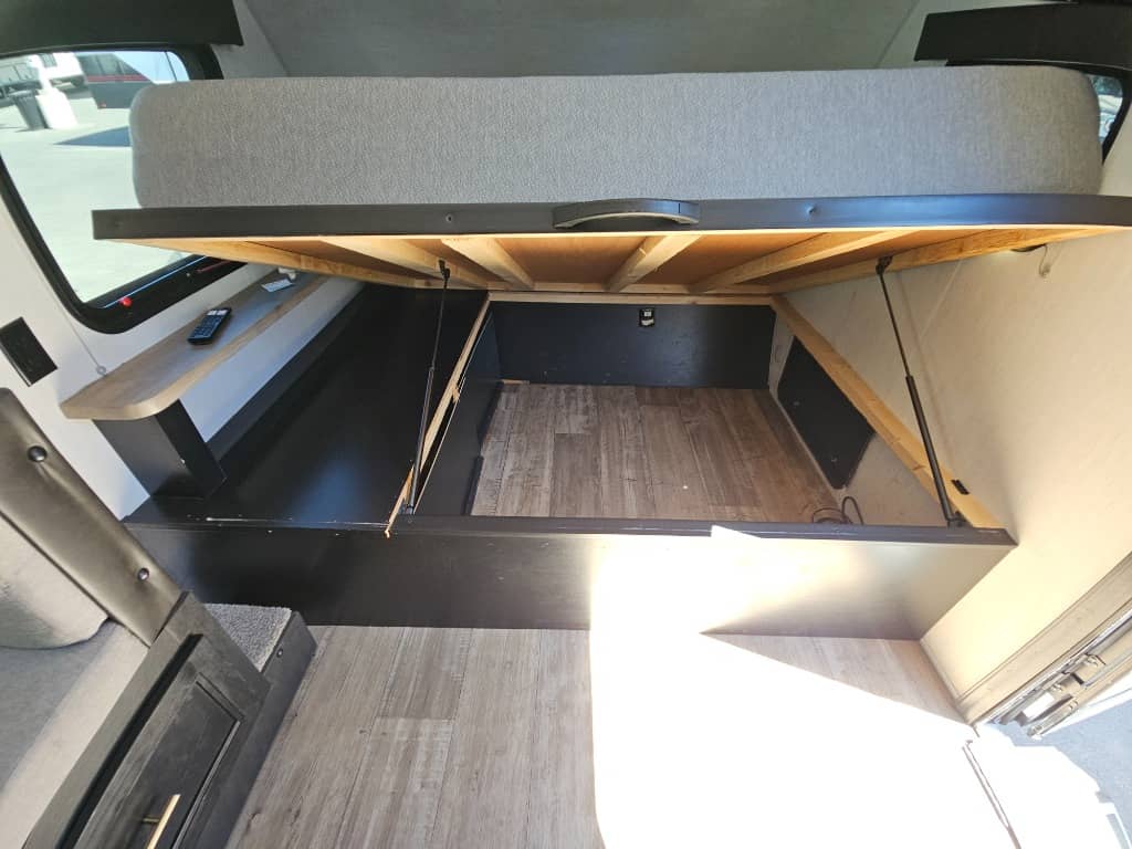 2023 Forest River 2023 Forest River Cherokee Wolf Pup Black Label - thumbnail 19