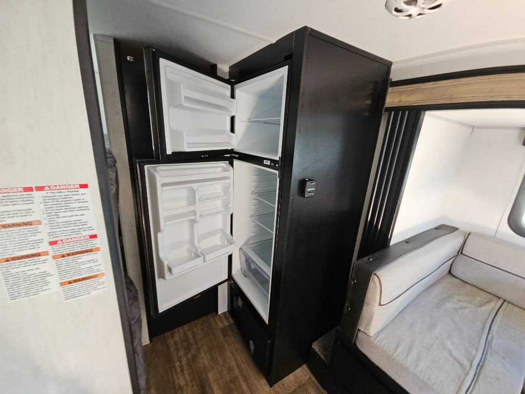 2023 Forest River 2023 Forest River Cherokee Wolf Pup Black Label - thumbnail 24