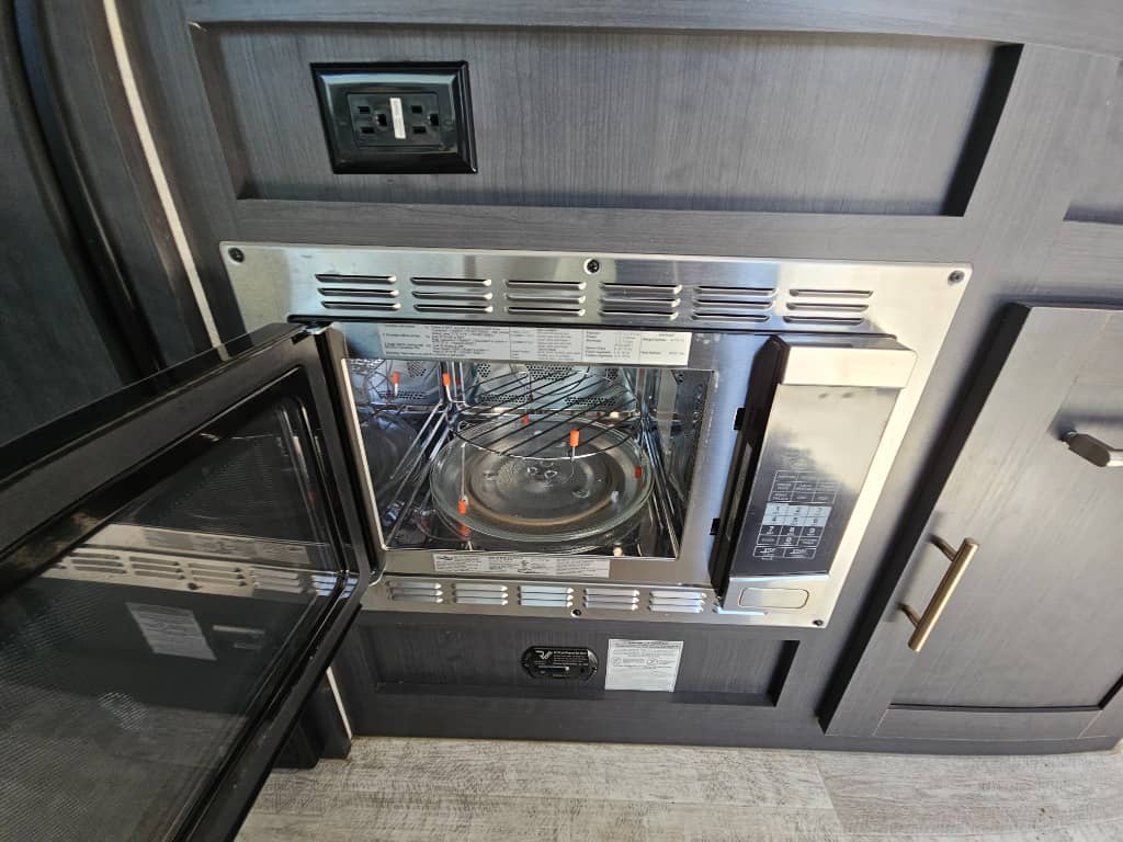 2024 Forest River 2024 Forest River R-Pod - thumbnail 14