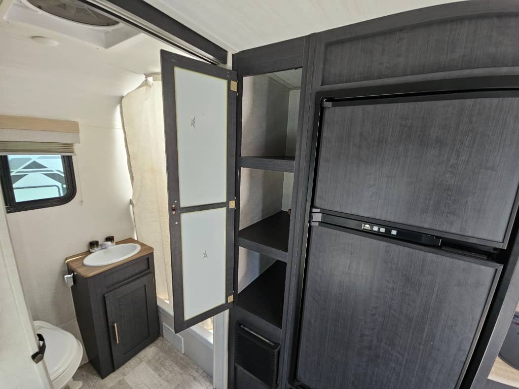 2024 Forest River 2024 Forest River R-Pod - thumbnail 17