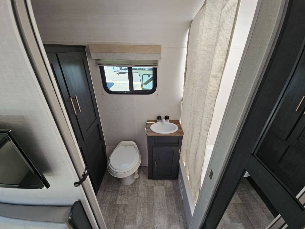 2024 Forest River 2024 Forest River R-Pod - thumbnail 27