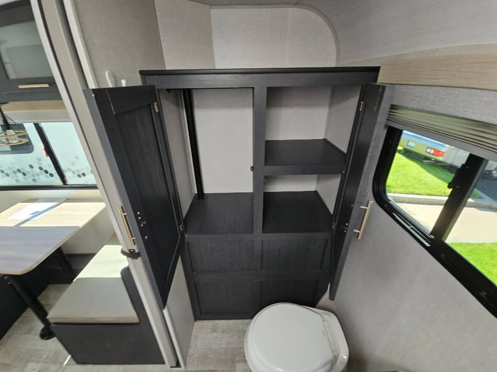 2024 Forest River 2024 Forest River R-Pod - thumbnail 33