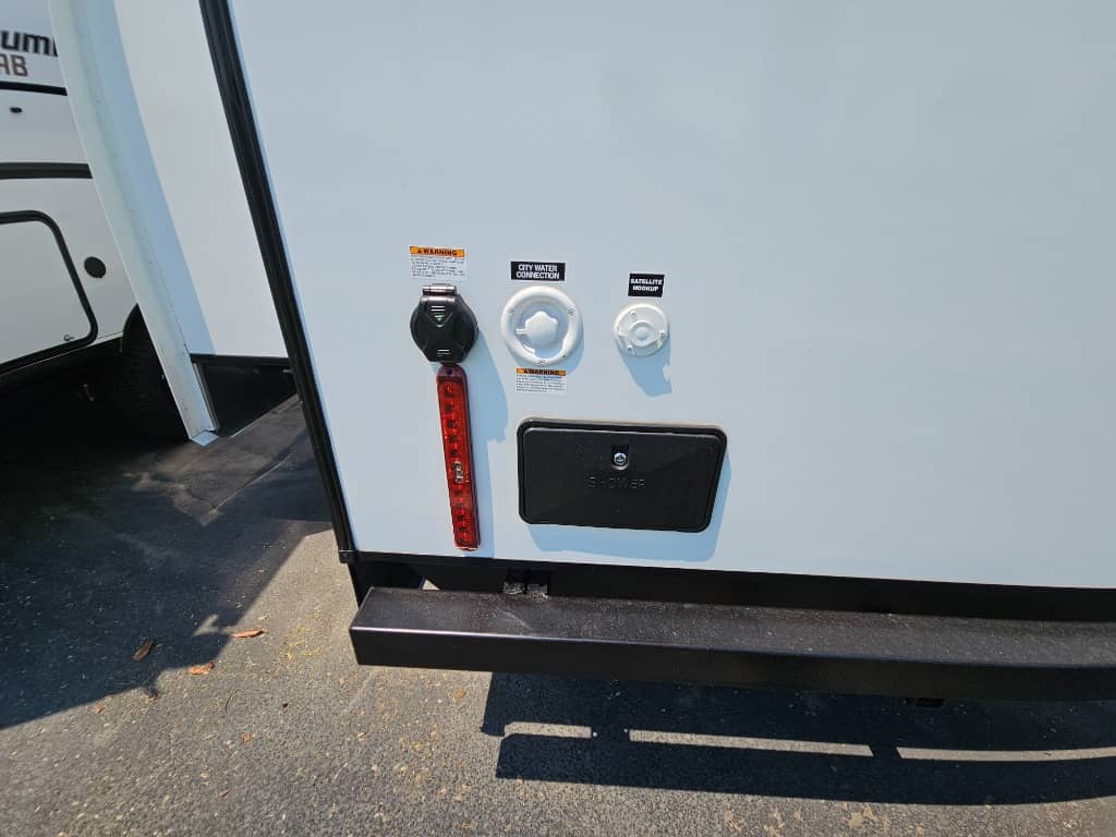 2026 Winnebago 2026 Winnebago Thrive - thumbnail 52