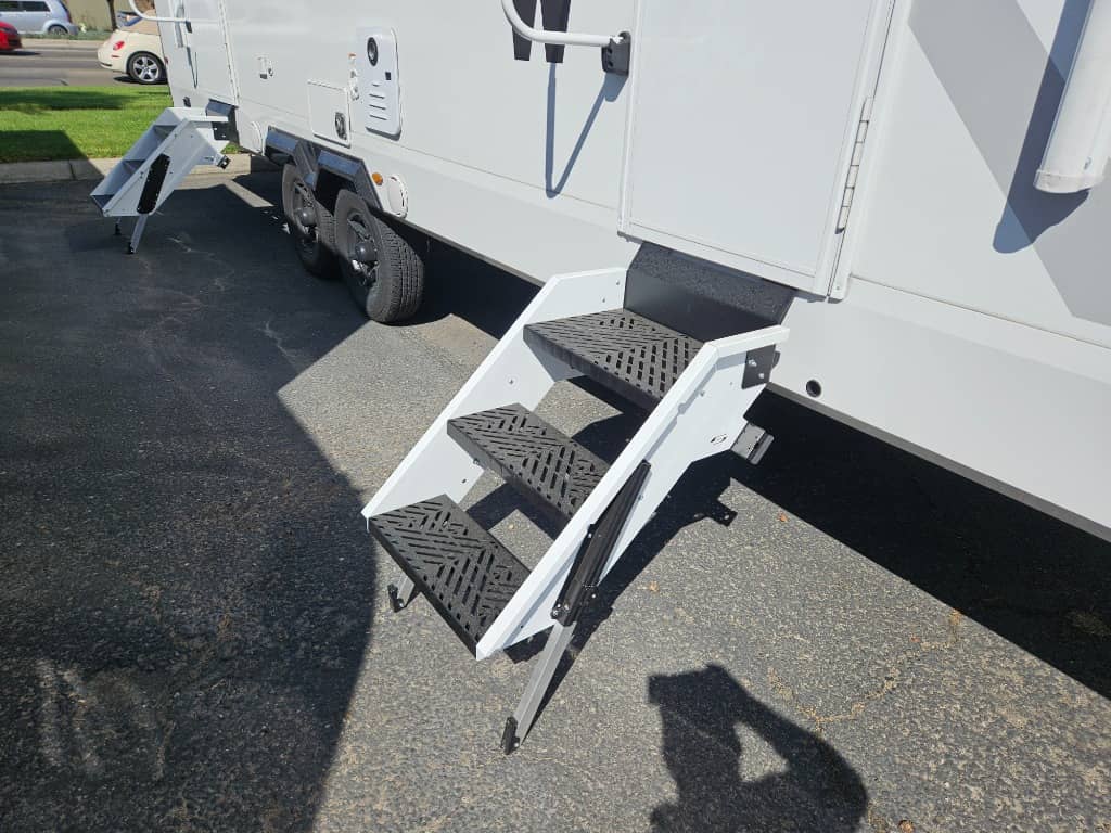 2026 Winnebago 2026 Winnebago Thrive - thumbnail 11