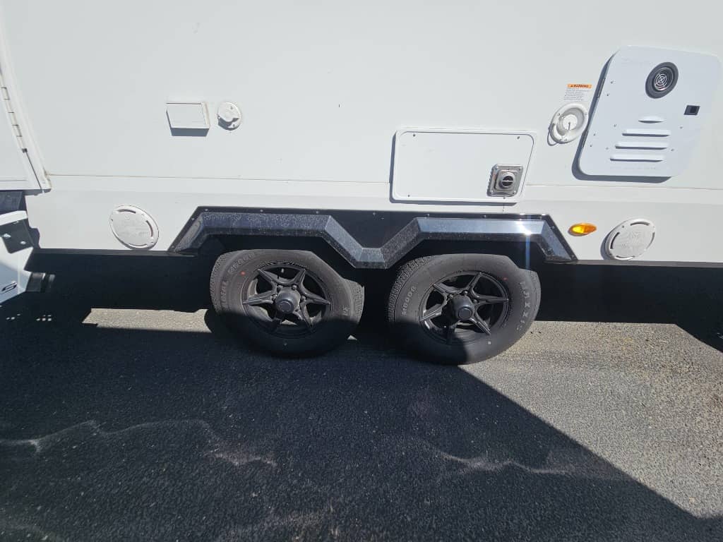 2026 Winnebago 2026 Winnebago Thrive - thumbnail 15