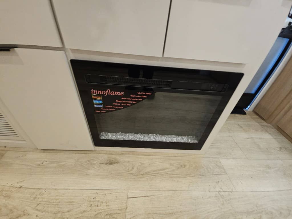 2026 Winnebago 2026 Winnebago Thrive - thumbnail 33