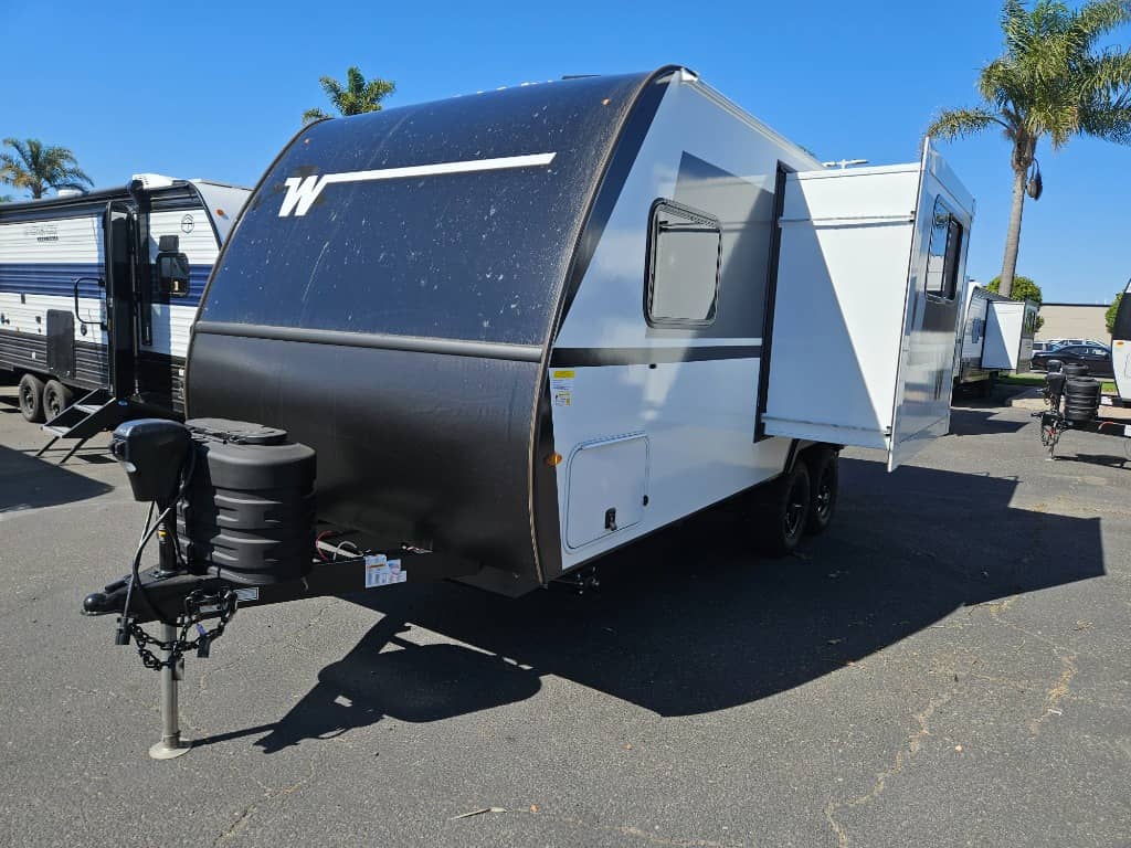 2026 Winnebago 2026 Winnebago Micro Minnie - thumbnail 6
