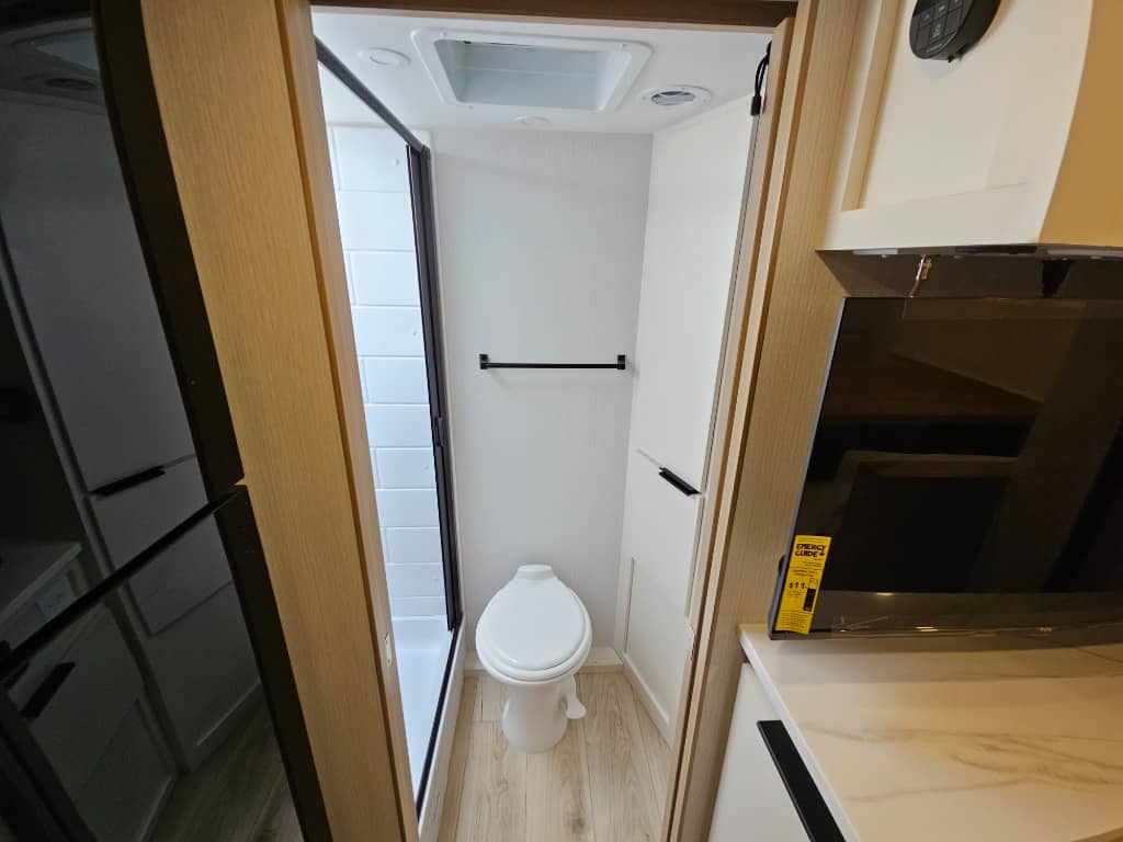 2026 Winnebago 2026 Winnebago Micro Minnie - thumbnail 31