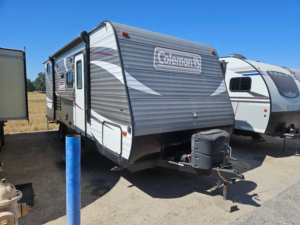 2018 Dutchmen 2018 Dutchmen Coleman Lantern - thumbnail 1