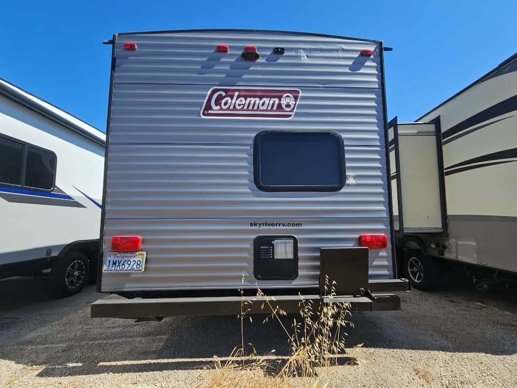 2018 Dutchmen 2018 Dutchmen Coleman Lantern - thumbnail 3