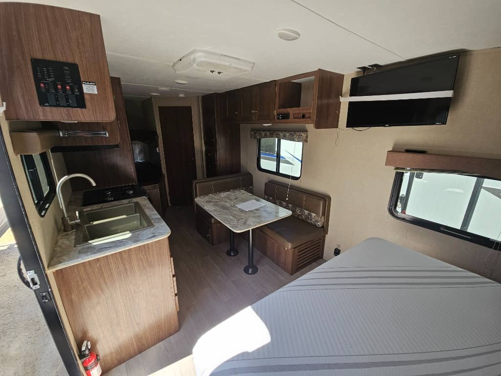 2018 Dutchmen 2018 Dutchmen Coleman Lantern - thumbnail 7