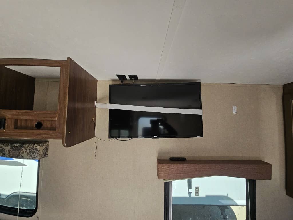 2018 Dutchmen 2018 Dutchmen Coleman Lantern - thumbnail 12