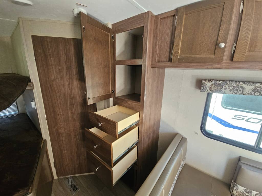 2018 Dutchmen 2018 Dutchmen Coleman Lantern - thumbnail 16