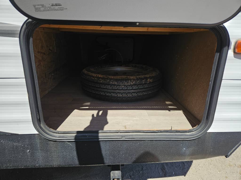 2018 Dutchmen 2018 Dutchmen Coleman Lantern - thumbnail 33