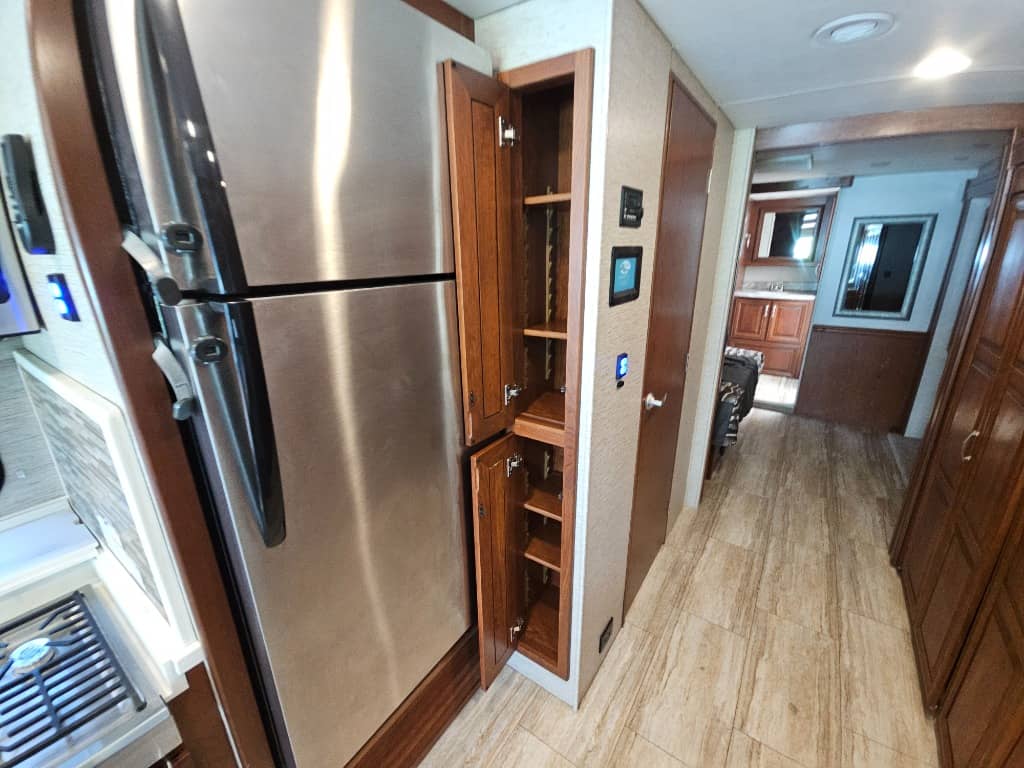 2019 Forest River 2019 Forest River Legacy SR - thumbnail 23