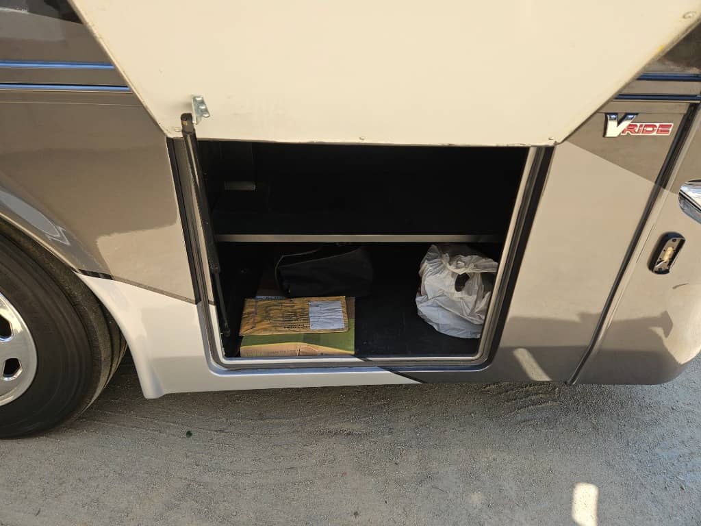 2019 Forest River 2019 Forest River Legacy SR - thumbnail 51