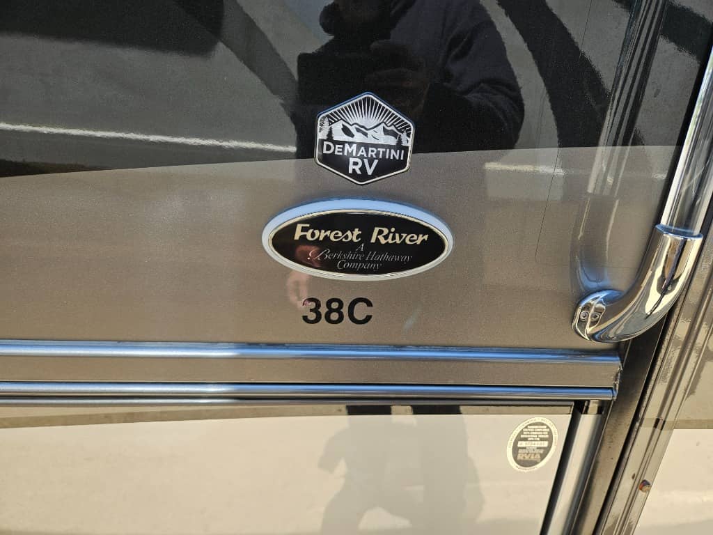 2019 Forest River 2019 Forest River Legacy SR - thumbnail 53