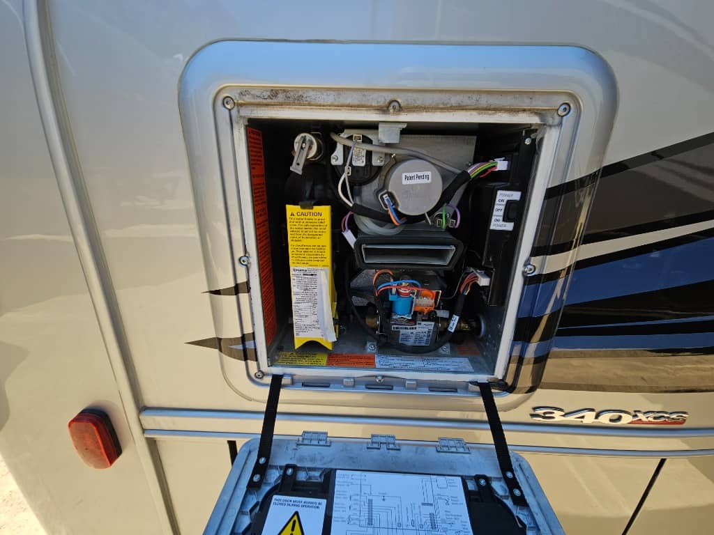 2019 Forest River 2019 Forest River Legacy SR - thumbnail 63