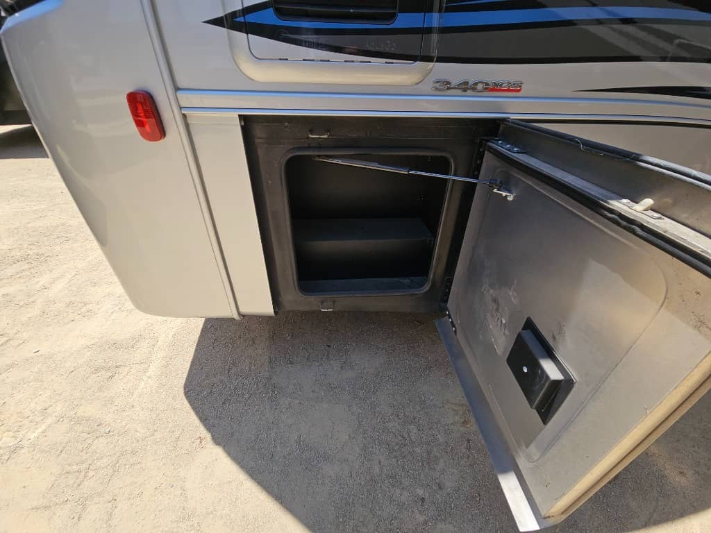 2019 Forest River 2019 Forest River Legacy SR - thumbnail 64