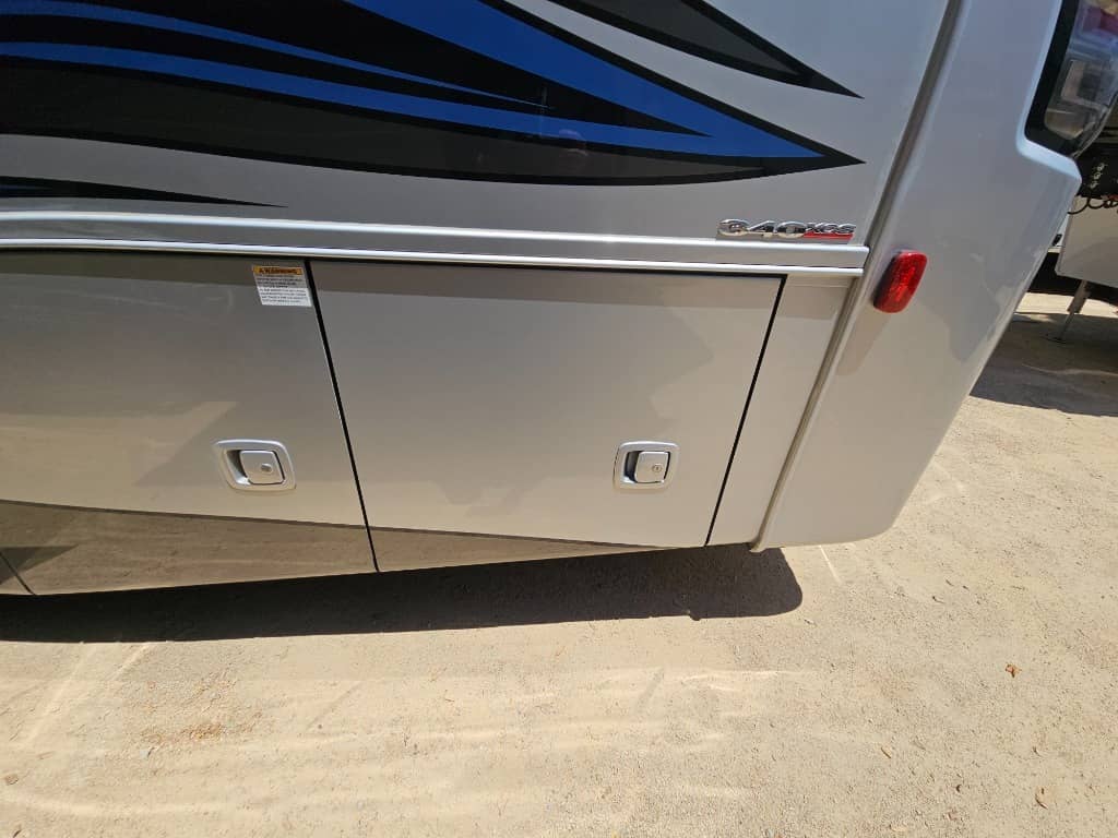 2019 Forest River 2019 Forest River Legacy SR - thumbnail 66