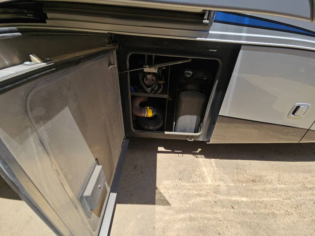 2019 Forest River 2019 Forest River Legacy SR - thumbnail 67