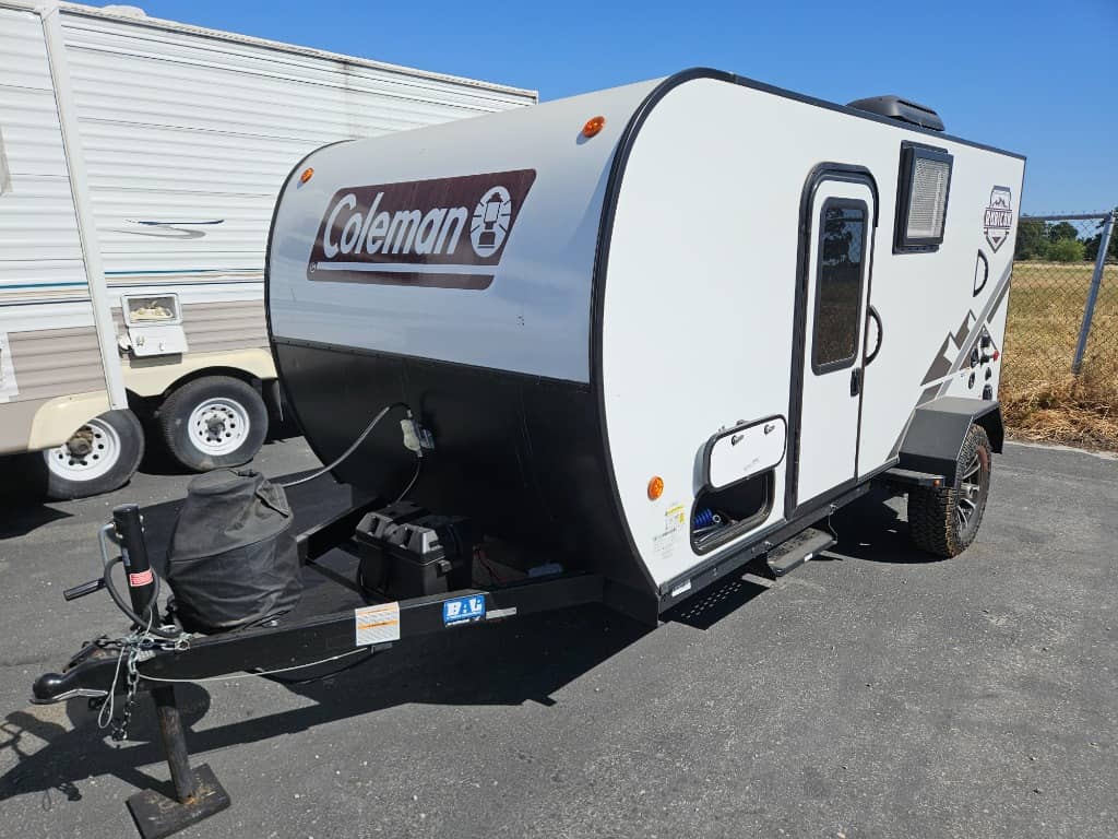 2023 Dutchmen 2023 Dutchmen Coleman Rubicon 1200 Series - thumbnail 5