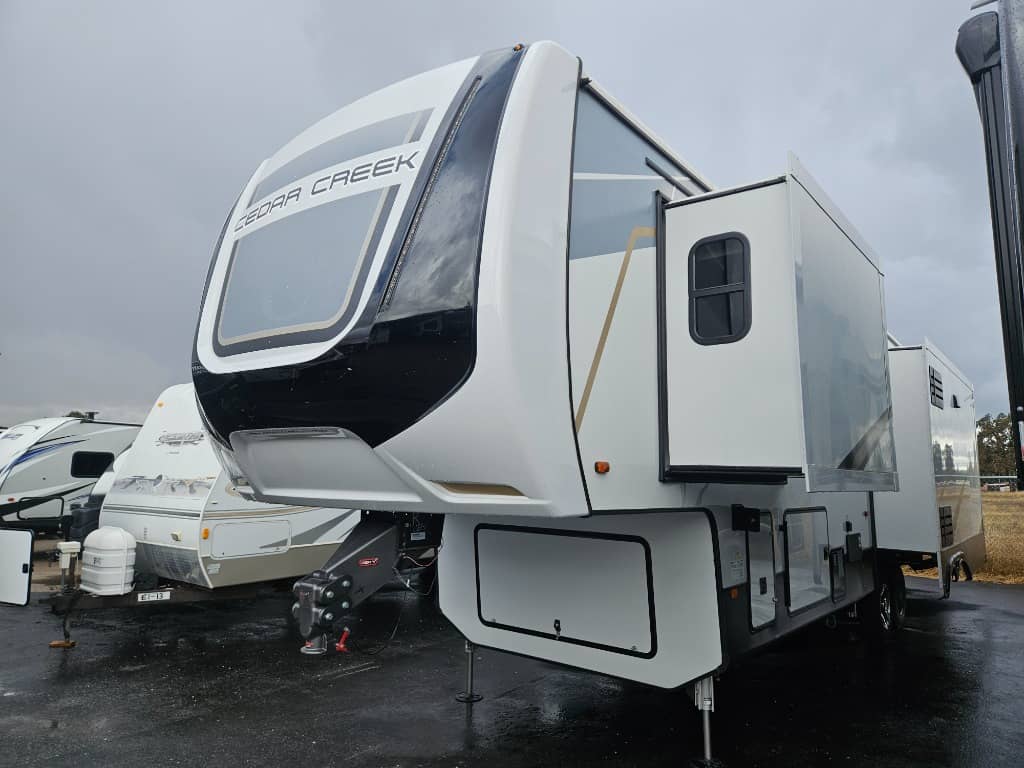 2022 Forest River 2022 Forest River Cedar Creek - thumbnail 4