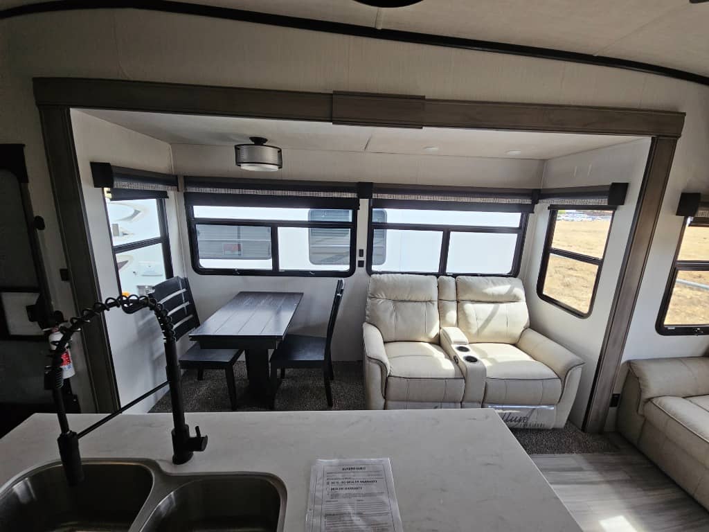 2022 Forest River 2022 Forest River Cedar Creek - thumbnail 8