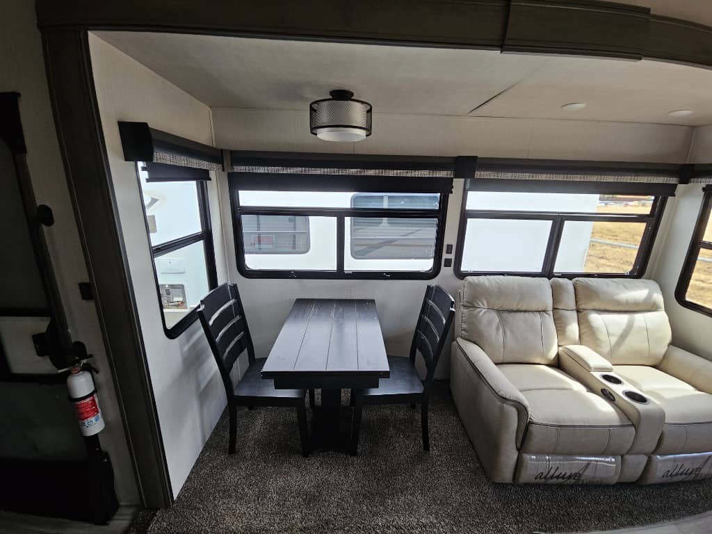 2022 Forest River 2022 Forest River Cedar Creek - thumbnail 9