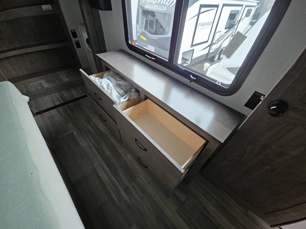 2022 Forest River 2022 Forest River Cedar Creek - thumbnail 45